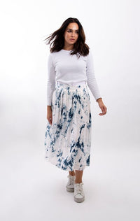 STATIC TIE DYE PLEATED SKIRT