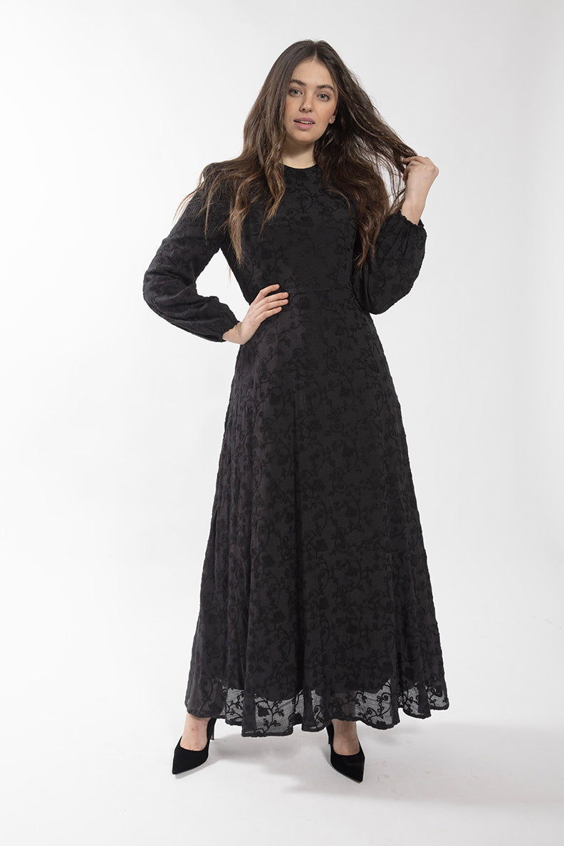 STATIC EMBROIDERED LACE DRESS