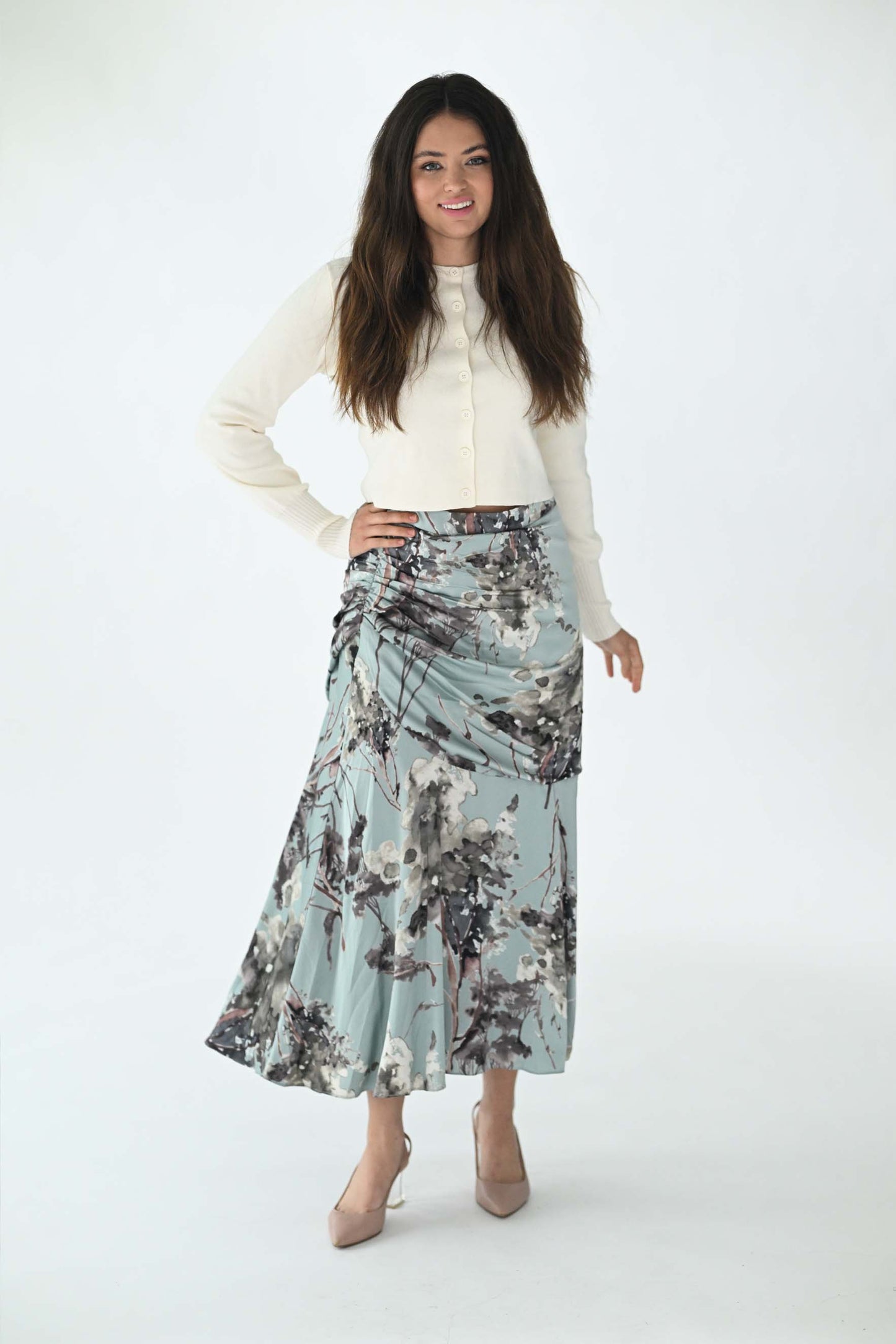 STATIC GATHERED SILKY FLORAL SKIRT