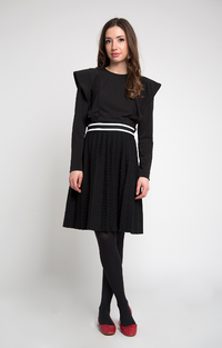 STATIC KNIT PLEATED SKIRT