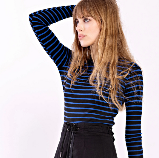 IN:05 STRIPED TEE