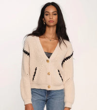 HEARTLOOM WAVY CHUNKY CARDI