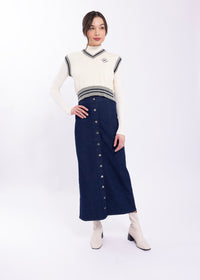 LATITUDE SIDE TAB BUTTONDOWN SKIRT