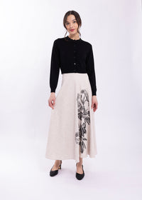 MAPLE & CLIFF EMROIDERED MOTIF SKIRT