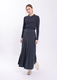 LATITUDE SIDE PLACKET PLEATED SKIRT